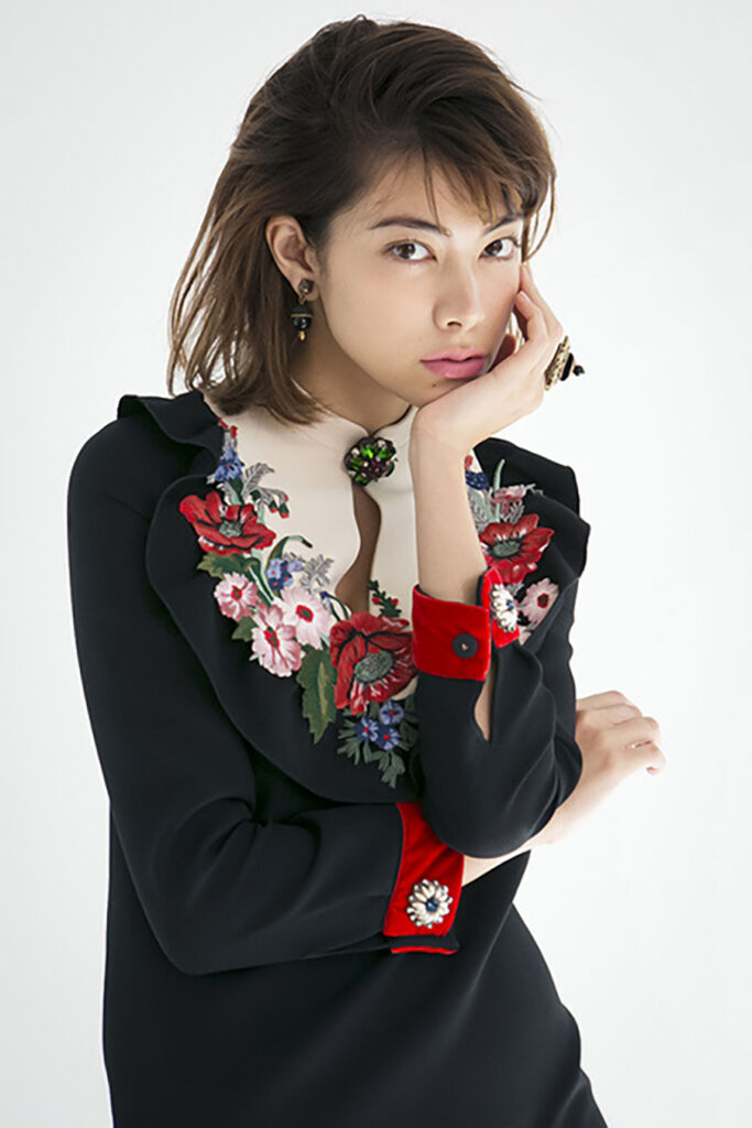【美女画像】モデル「森星」高画質画像31枚！壁紙・待ち受けok #森星パンダ28号の有名人DAI好キング！