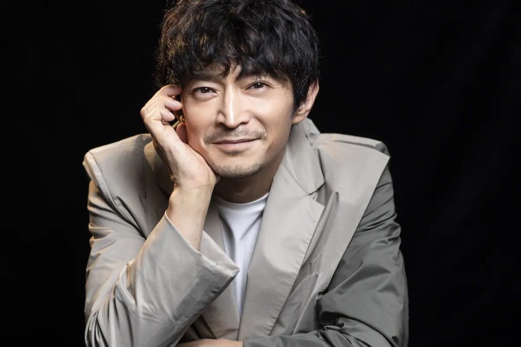 【画像】声優「津田健次郎」高画質画像26枚！壁紙・待ち受けok #津田健次郎パンダ28号の有名人DAI好キング！